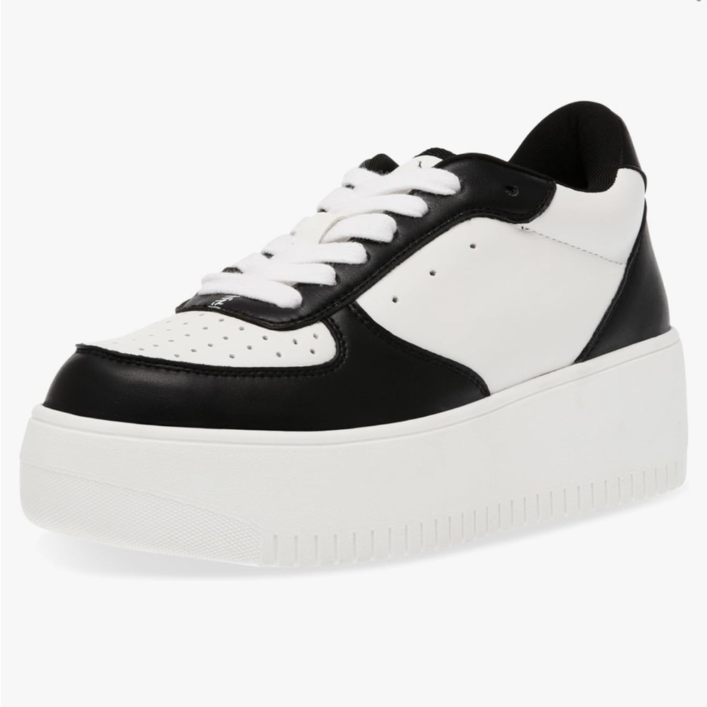 Steve Madden Rocket Sneaker